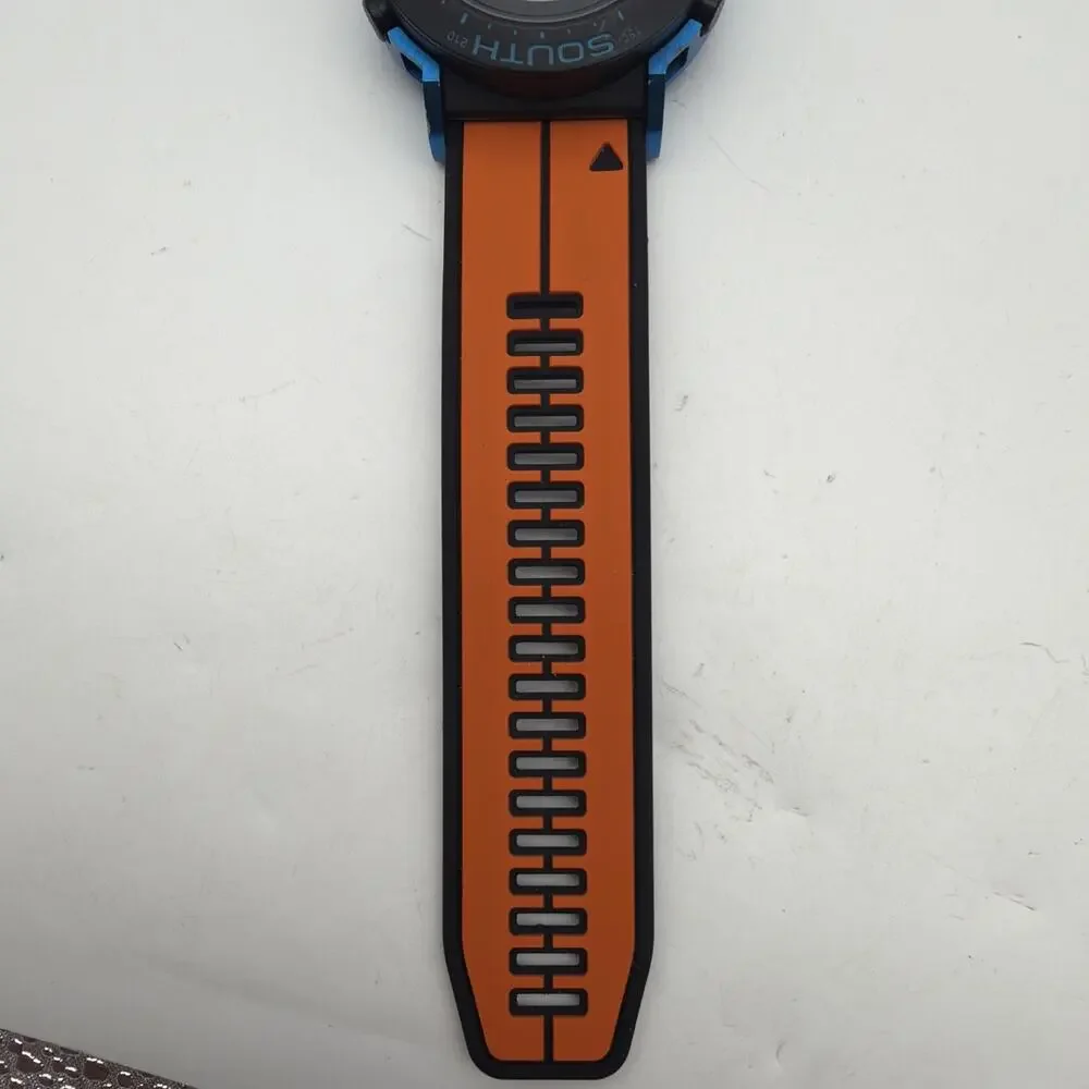 Columbia CT008 Men's Watch / Treeline Silver/ Digital /Running/ Great Condition